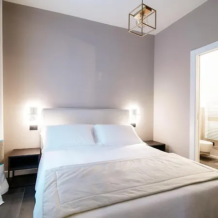 Guest house In Centro Luxury Como